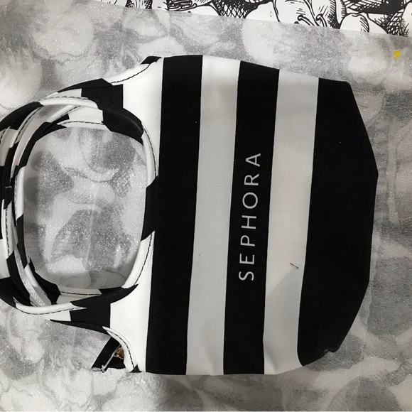 Makeup bag - Picture 7 of 7